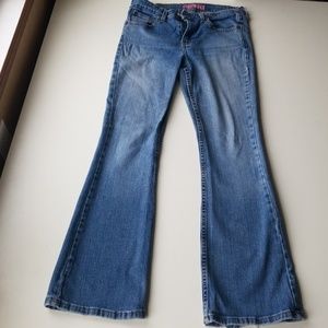 Levis Low Flare 519